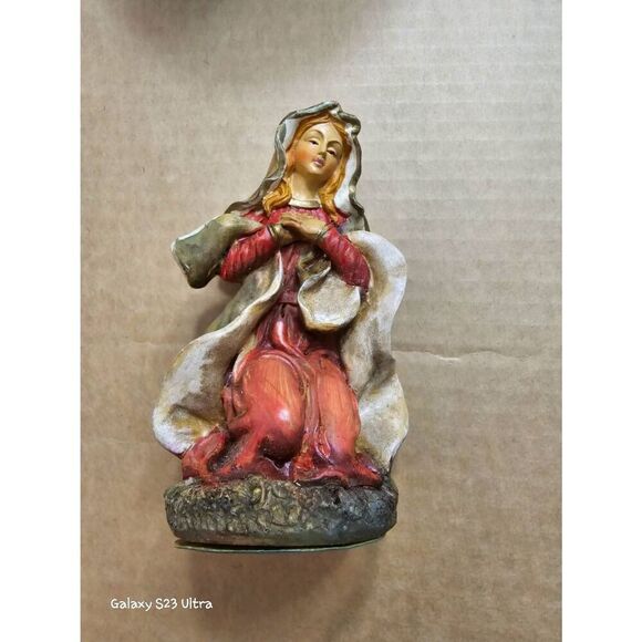 Nativity Figurines Three Joseph Mary Baby Jesus Excellent Condition - Picture 5 of 10